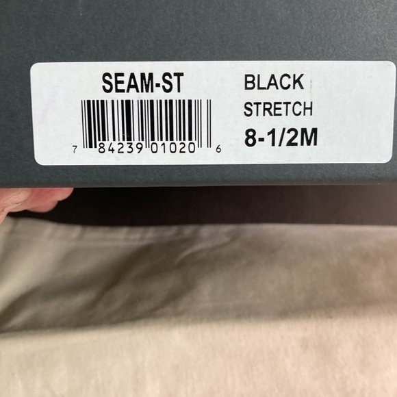 Eileen Fisher Flats - Picture 9 of 9